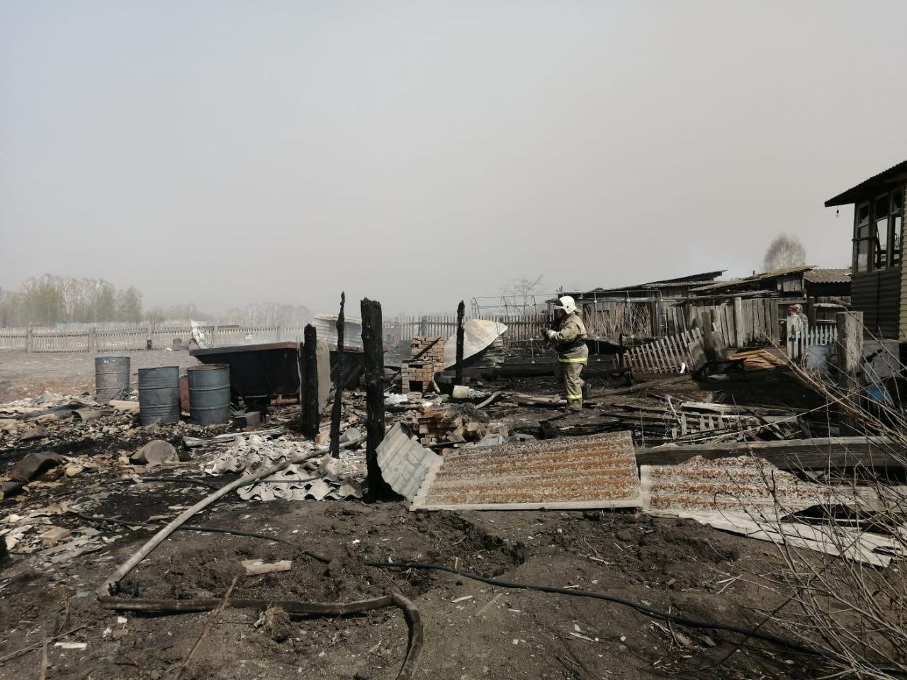 В Красноярском крае от пожаров материально пострадали более 1,2 тыс. человек