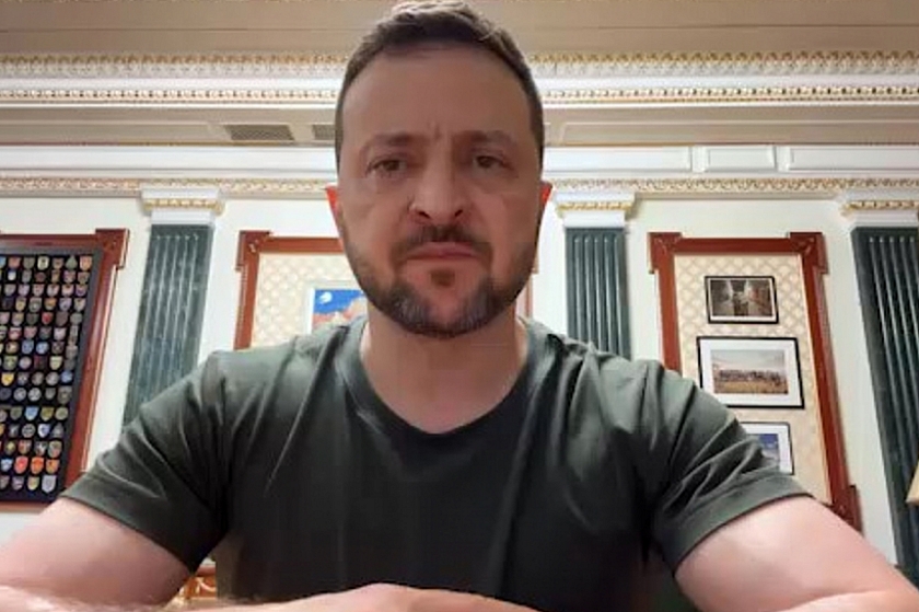 Зеленский поделился состоянием переговоров по снятию запрета на удары вглубь РФ