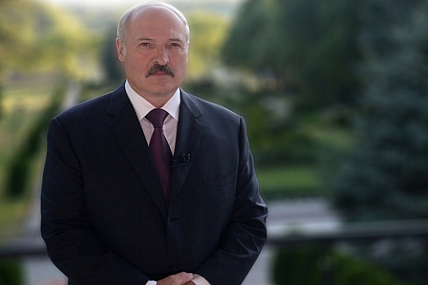 Лукашенко пригрозил тюрьмой за падеж скота