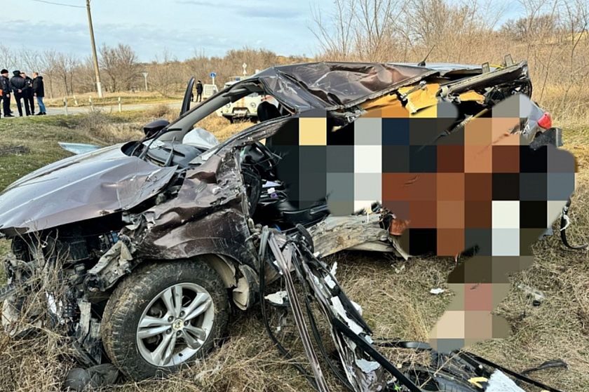 При столкновении с поездом погибли трое детей в ДТП на Ставрополье