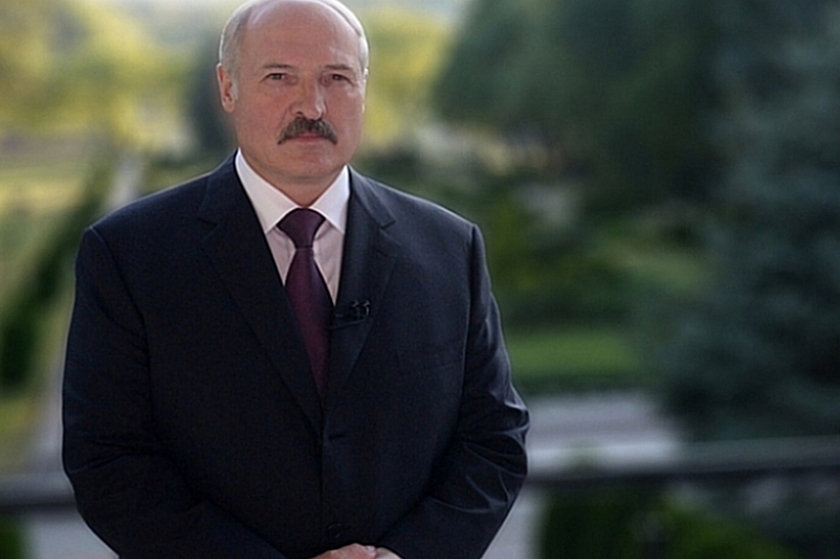 Лукашенко заявил об искусственном дефиците картофеля в Белоруссии