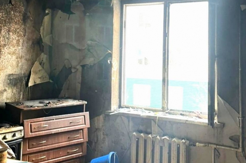 Мужчина заправлял зажигалку бензином - вспыхнул пожар 
