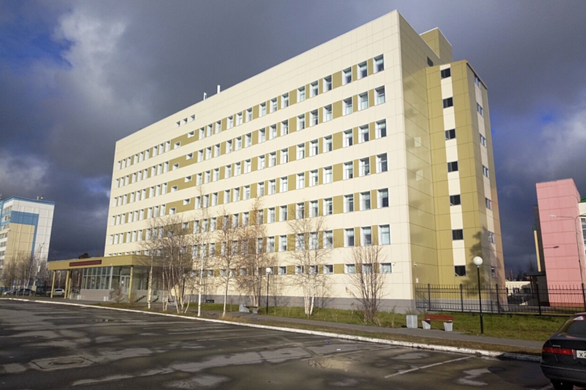 В Когалымскую городскую больницу приняли на работу новых врачей