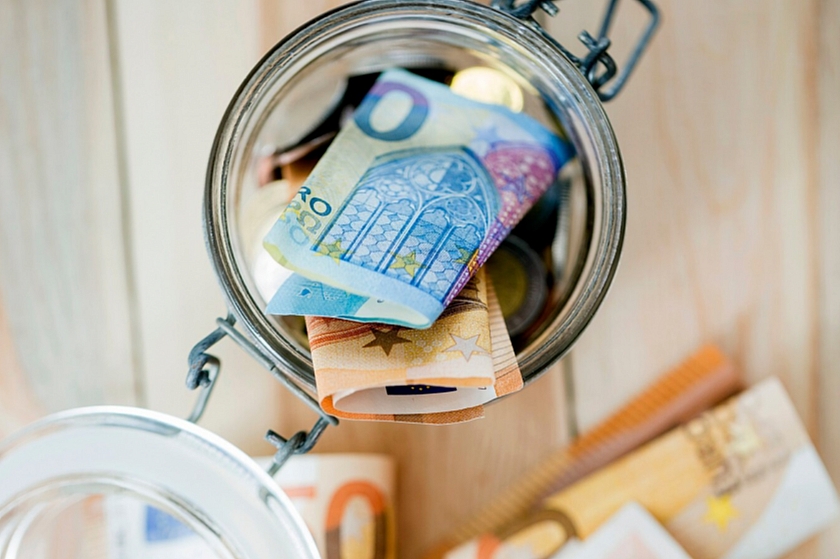 Ларизация депозитов в Грузии достигла 49,3% на фоне нестабильности