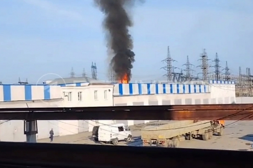 На Южной электрической подстанции Екатеринбурга загорелось оборудование