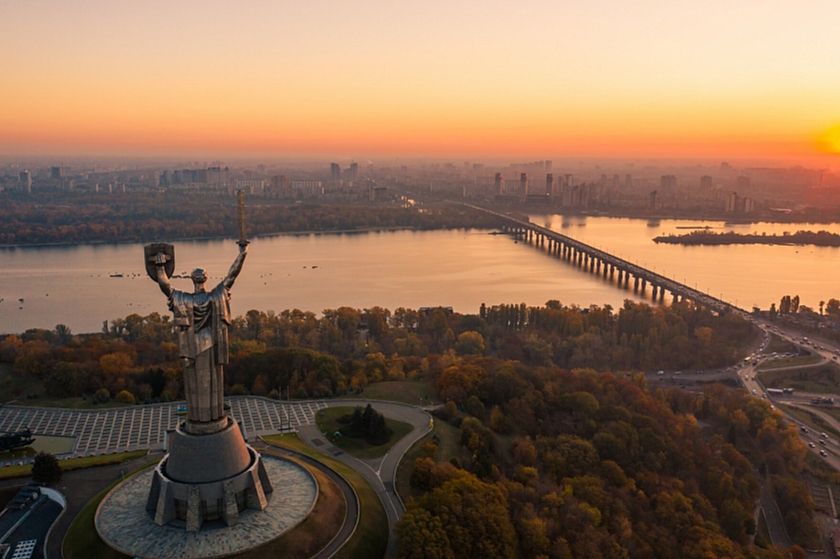 Лидеры Украины рассматривают отказ от Донбасса и Крыма