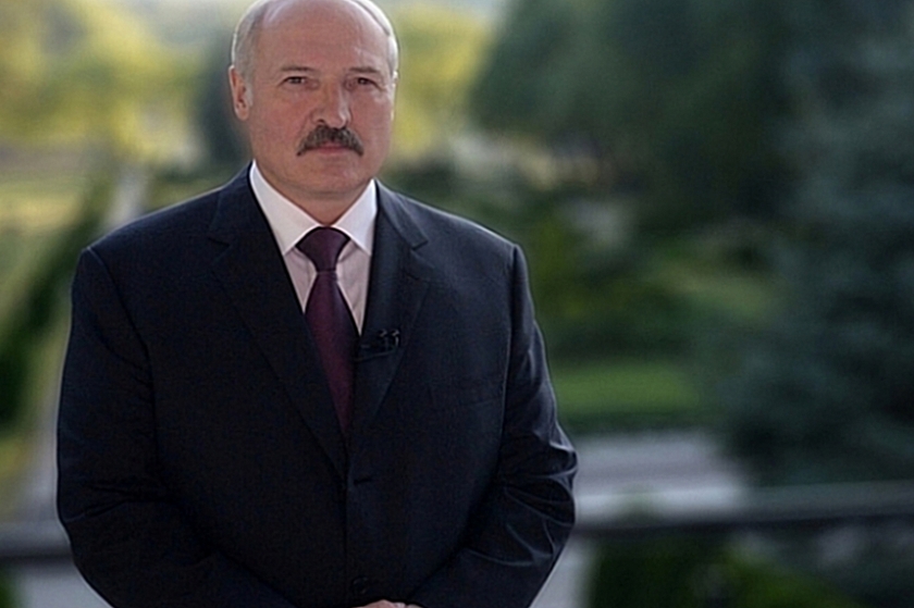 Лукашенко призвал «мужиков» молиться за мир в Белоруссии