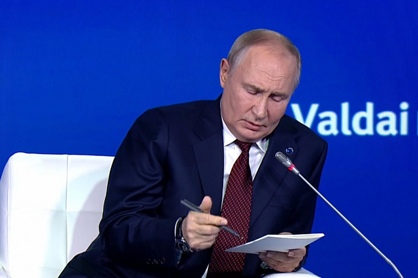 НАТО под контролем: Путин о вассальной подчиненности Европы