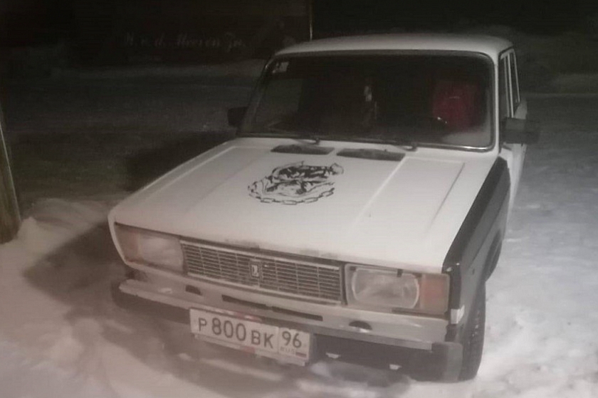 В Тюменской области в селе Вагай пьяная мать попросила 16-летнего сына ночью свозить ее за алкоголем