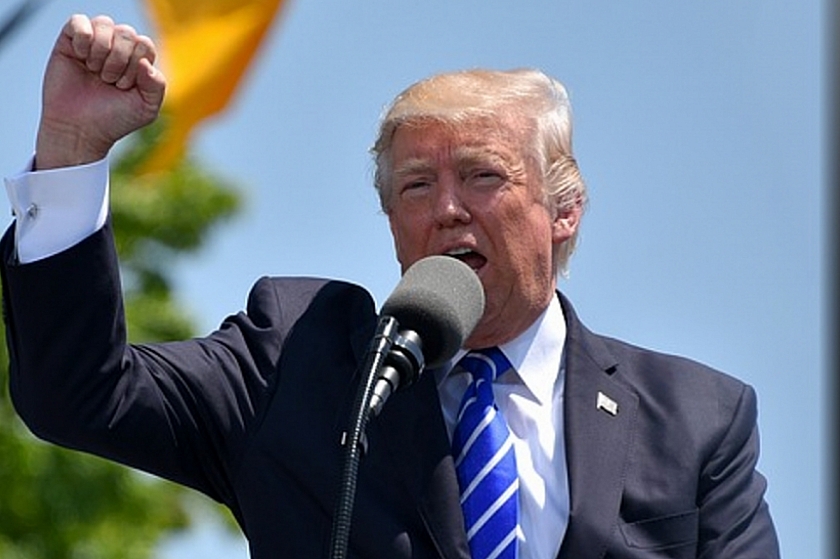 Республиканцы требуют для Трампа охрану уровня Байдена