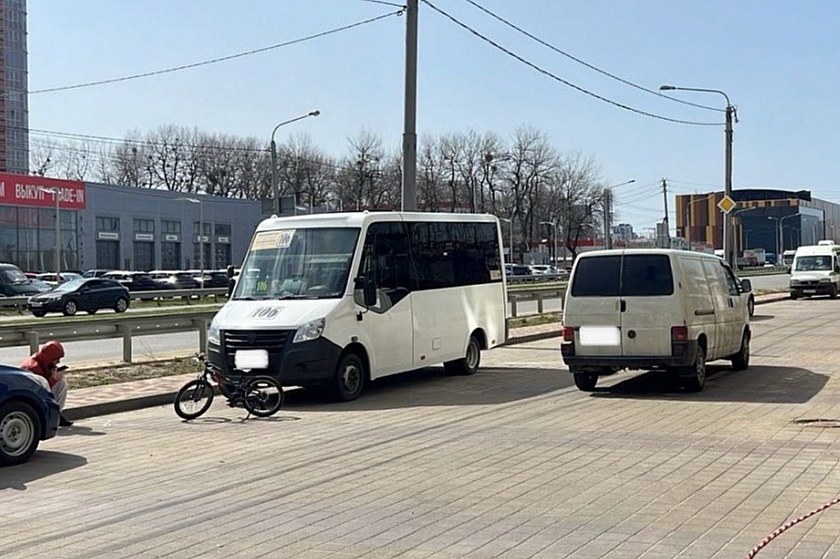Невнимательный водитель совершил наезд на малолетнего велосипедиста в Ставрополе