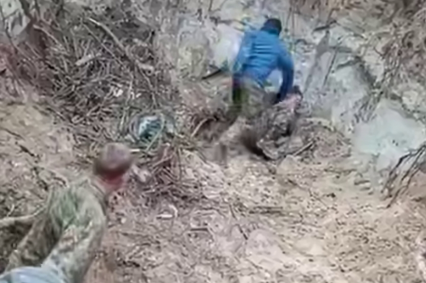 Видео издевательств ВСУ над сослуживцем под Курском