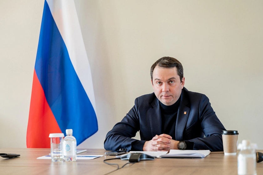 Следователи СК России расследуют нападение на губернатора Мурманской области в Апатитах